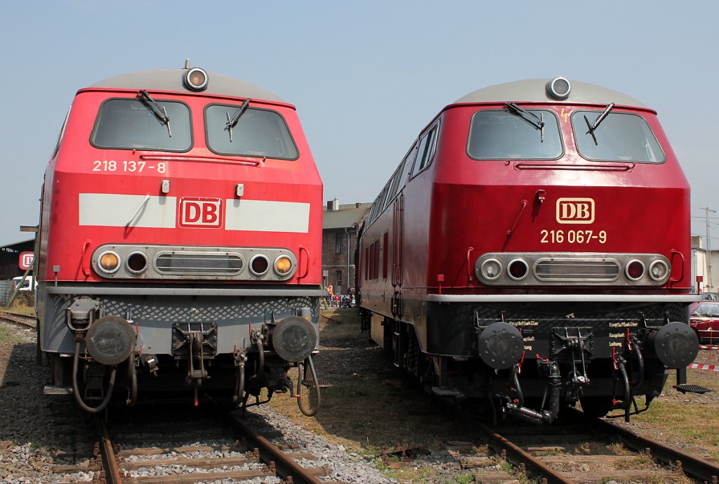 216 067-9 & 218 137-8 im DB Museum Koblenz am 21.05.2011