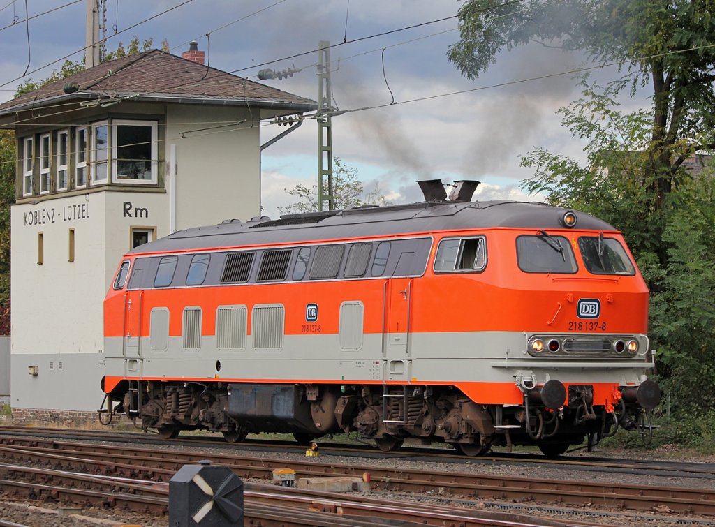 218 137-8 bei der Lokparade im DB Museum Koblenz am 29.09.2012