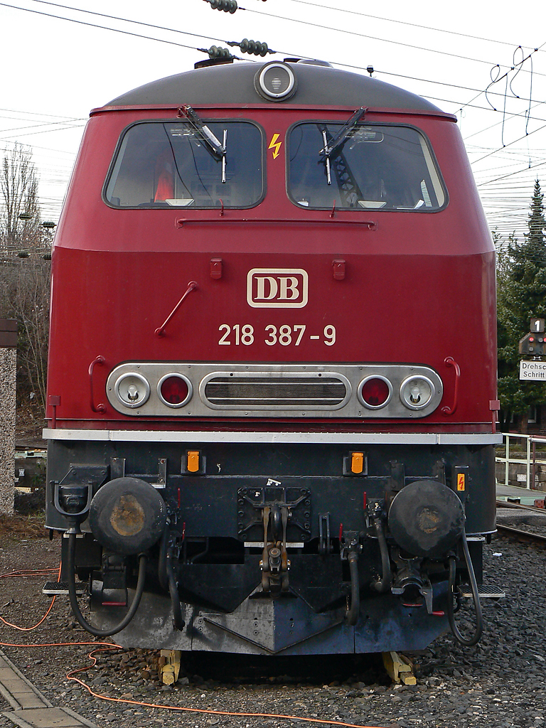 218 387-9 in K�ln Nippes am 09.01.2011