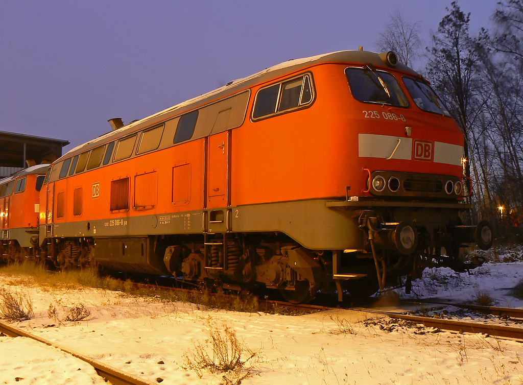 225 086-8 in Gremberg am 04.12.2010