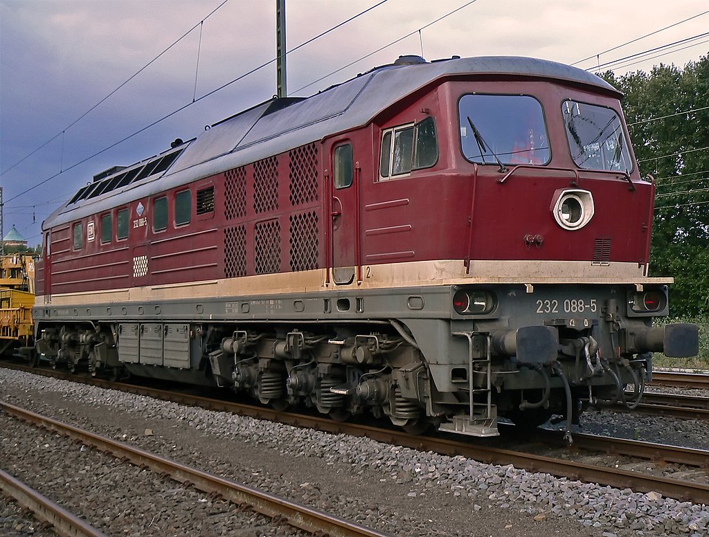 232 088-5 mit Bauzug abgestellt in MG Wickrath (Sep.09)