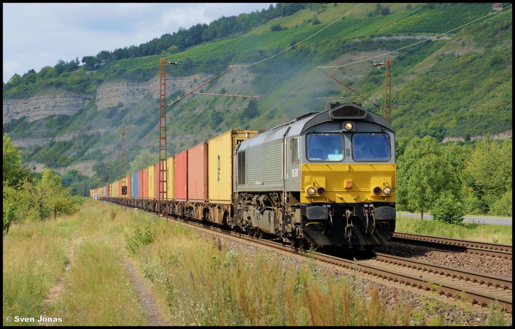 266 102-3 (Crossrail)  DE 6307  in Th�ngersheim am 8.8.2012. 