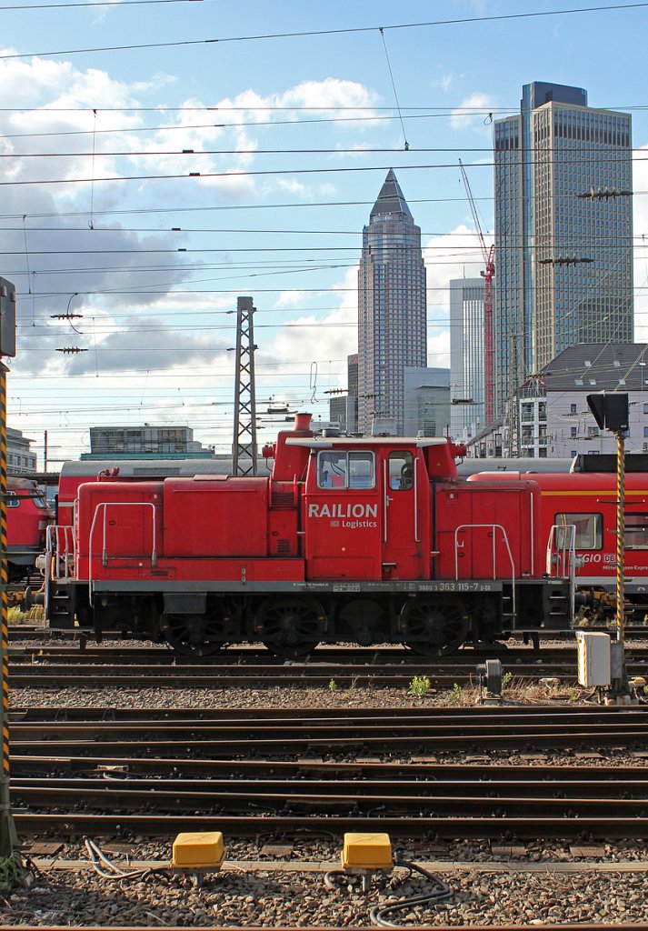 363 115-7 in Frankfurt (Main) Hbf am 08.08.2011