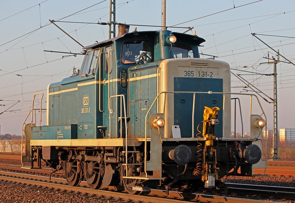 365 131-2 der RSE hinter K�ln Porz am 03.03.2011