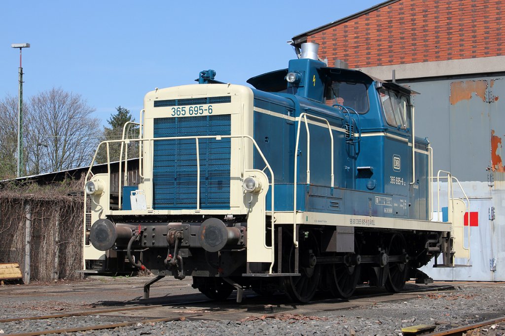 365 695-6 in Bonn Beuel am 20.04.2013