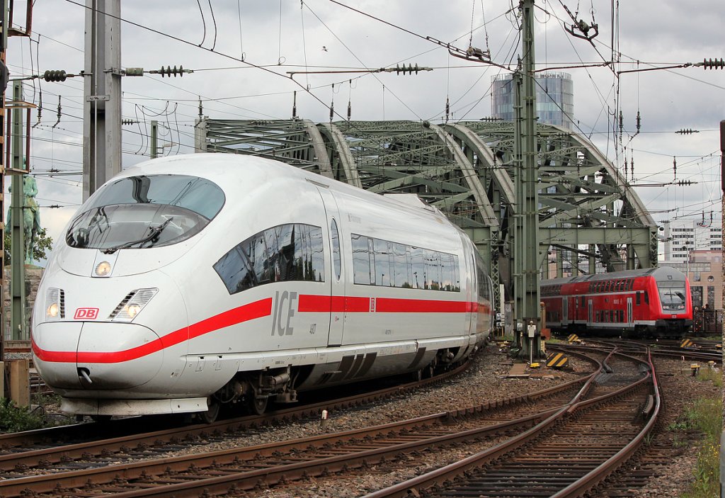 406 007 in K�ln Hbf am 18.09.2011