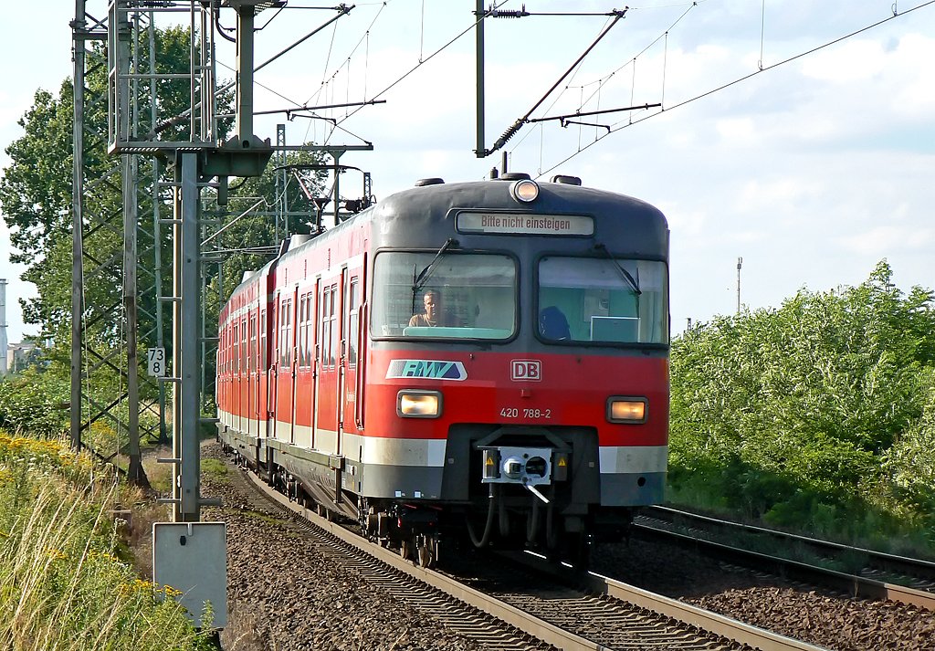 420 788-2 in Porz Wahn um Juli 09