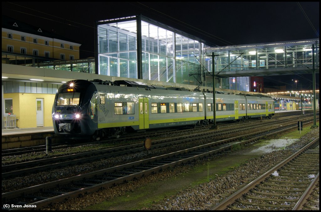 440 402 (Agilis) in Regensburg-Hbf am 2.12.2012. 