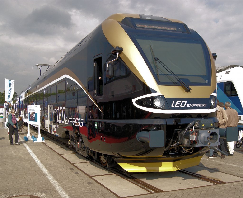 480 003-3 (Leo Express) auf der Innotrans in Berlin-Messe/S�d am 22.9.2012.