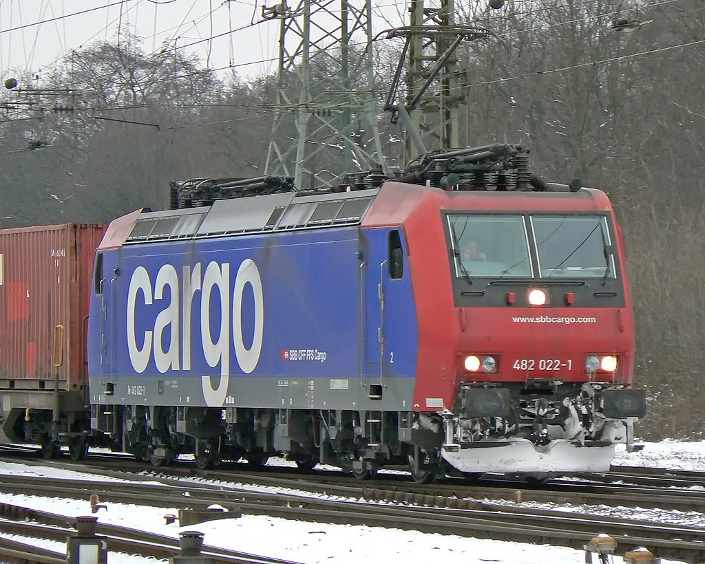 482 022-1 in K�ln Gremberg am 12.01.2010
