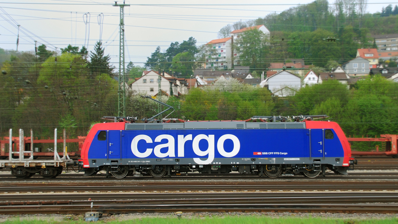 482 041-1, aufgenommen am 01.05.13, in Treuchtlingen.