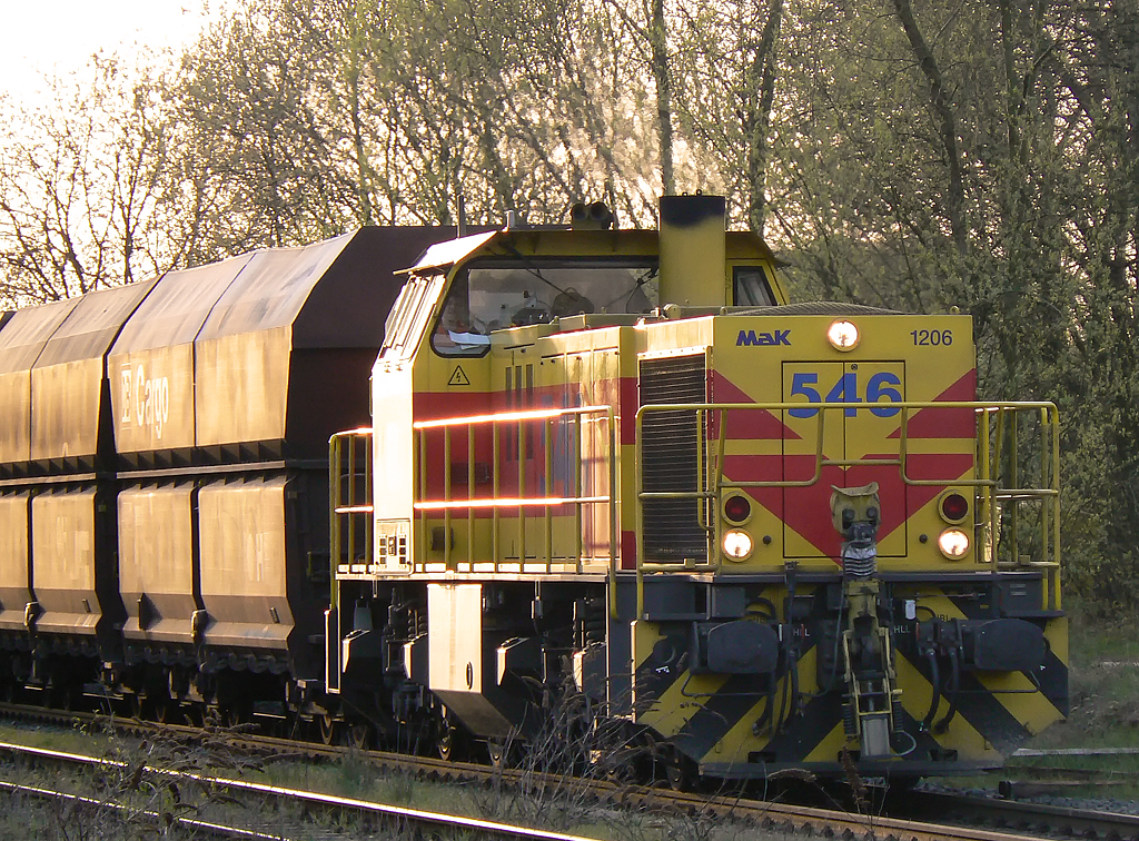 546 der E&H in W�lfrath Flandersbach am Abend des 16.04.2010