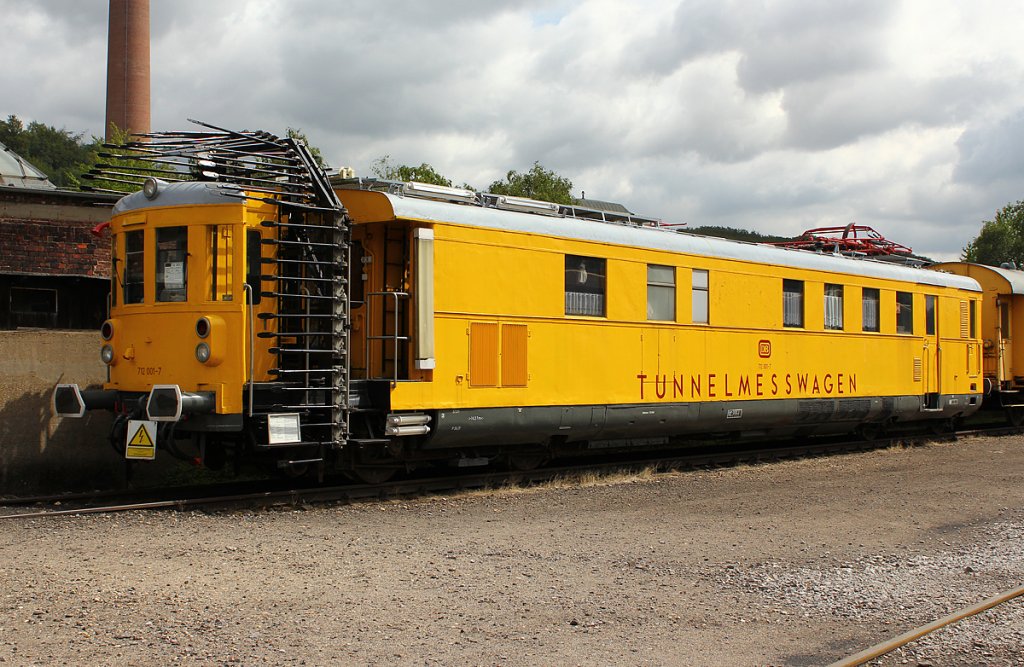 712 001-7 in Bochum Dahlhausen am 22.07.2011