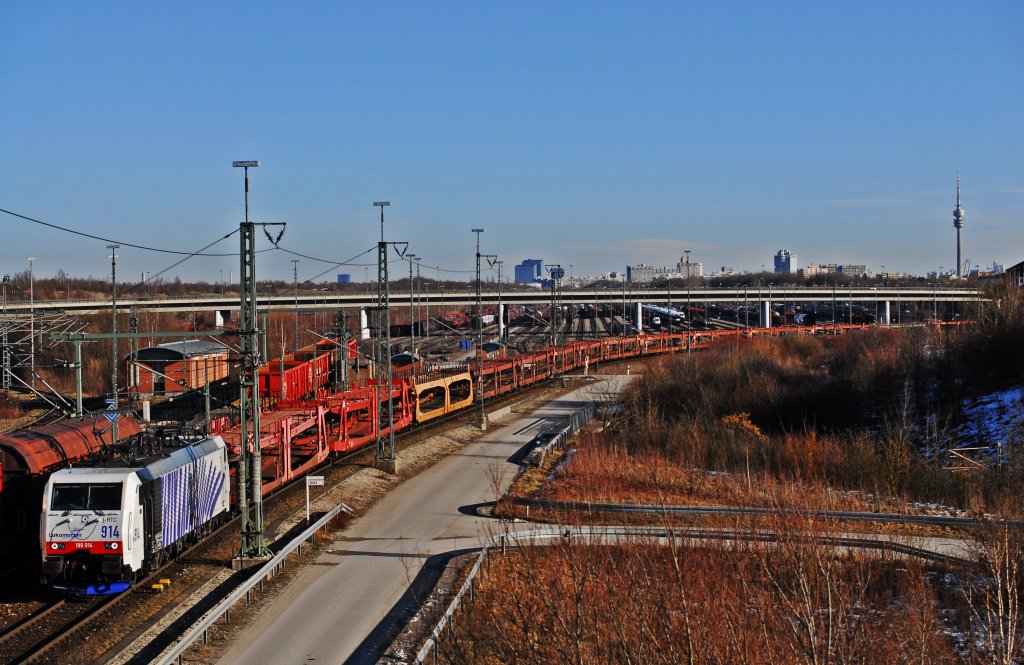 Am 02.05.2011 konnte das neue Zbra von Lokomotion gesichert werden.
189 914 in M�nchen Nord.