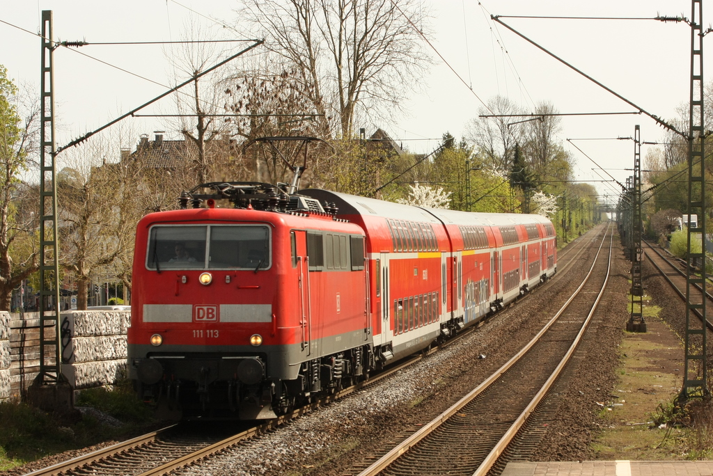 DB 111 113 am 10.04.2011 bei Erkrath
