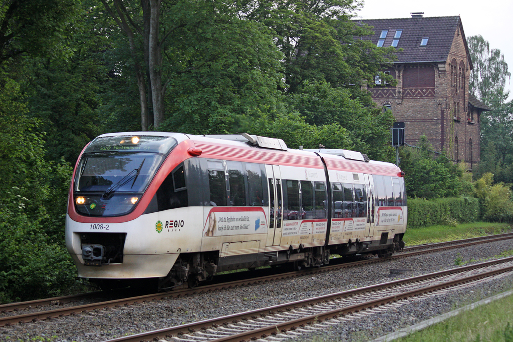 Der 1008-2 der Regiobahn im Neandertal am 11,06,10