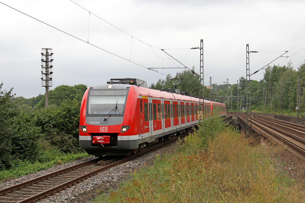 Der 422 015-8 in Wuppertal Sonnborn am 30,08,12