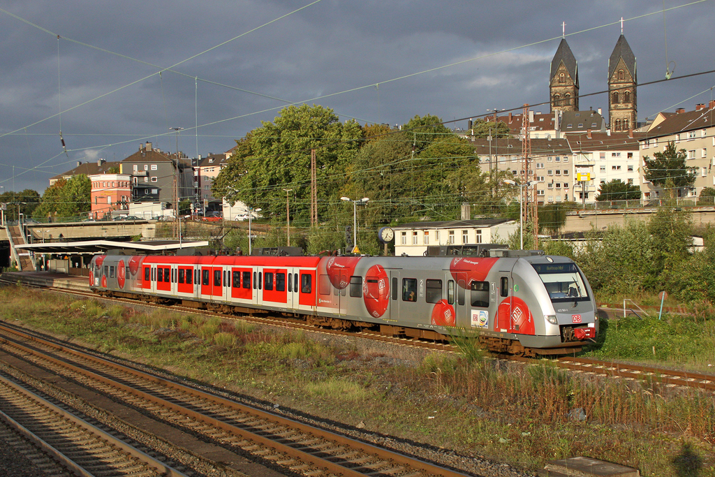 Der 422 561-1 / 422 061-2 in Wuppertal Steinbeck am 13,09,11