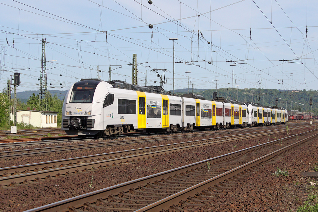 Der 460 015-1 in Koblenz L�tzel am 08,05,11