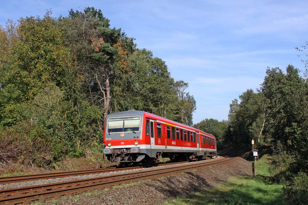 Der 928 539 als RB 47 Richtung Solingen in Wuppertal Ronsdorf am 29,09,11