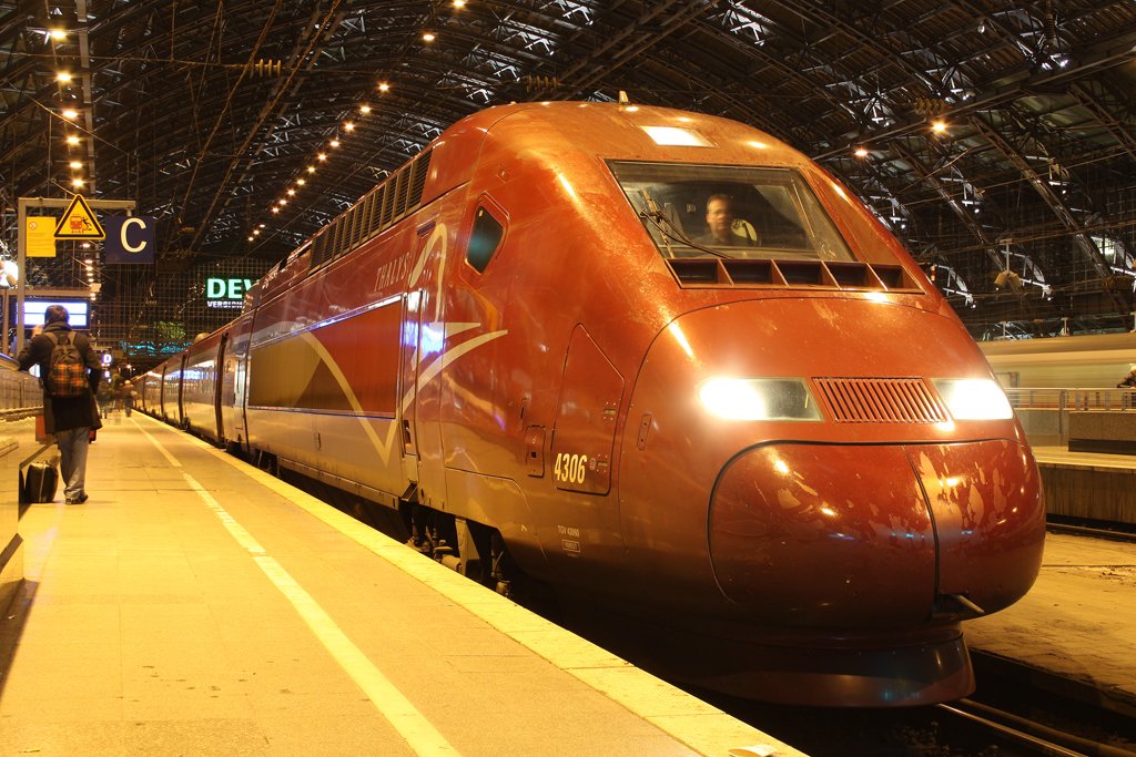 Der Thalys 4306 in K�ln Hbf am 28,02,10