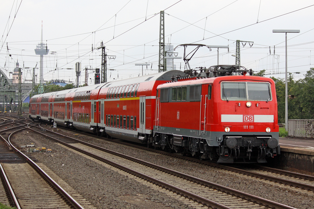 Die 111 111 in K�ln Deutz am 13,08,10