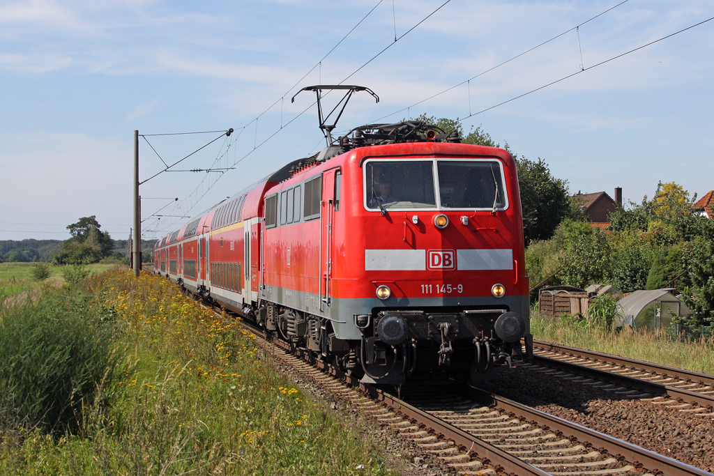 Die 111 145-9 in V�hrum am 20,08,11
