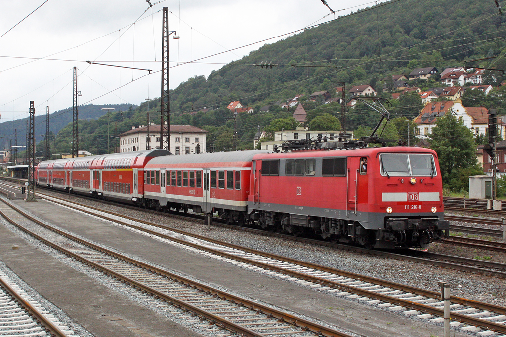 Die 111 216-8 in Gem�nden am 18,08,10