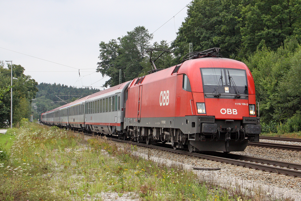 Die 1116 150-2 in A�ling (Oberbay) am 30,07,11 