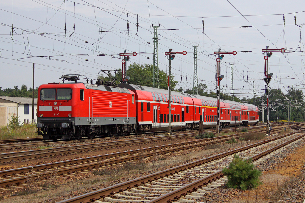 Die 112 105 in Calau (Niederl) am 17,08,11