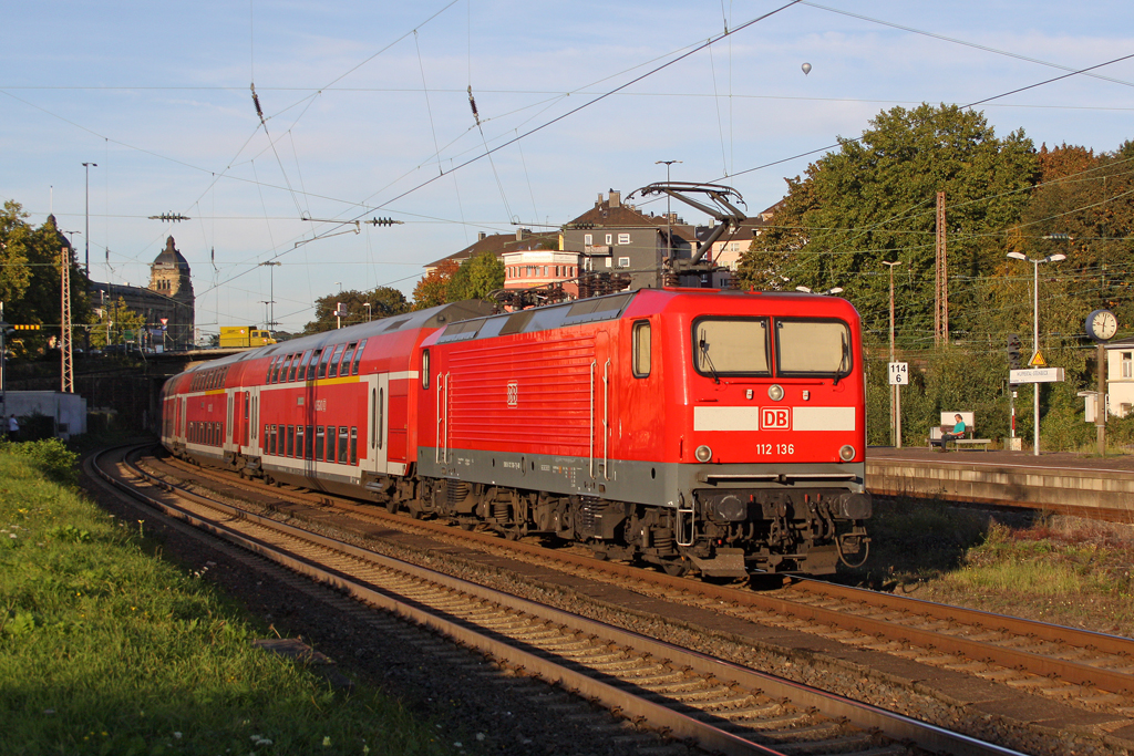 Die 112 136 in Wuppertal Steinbeck am 29,09,11