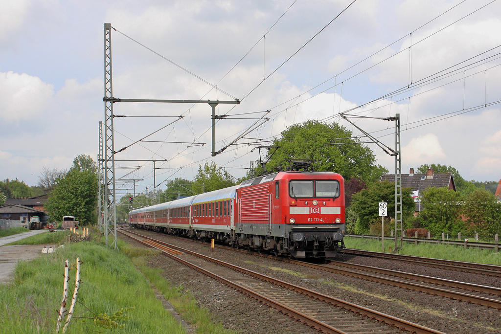 Die 112 171-4 in Brokstedt am 15,05,12