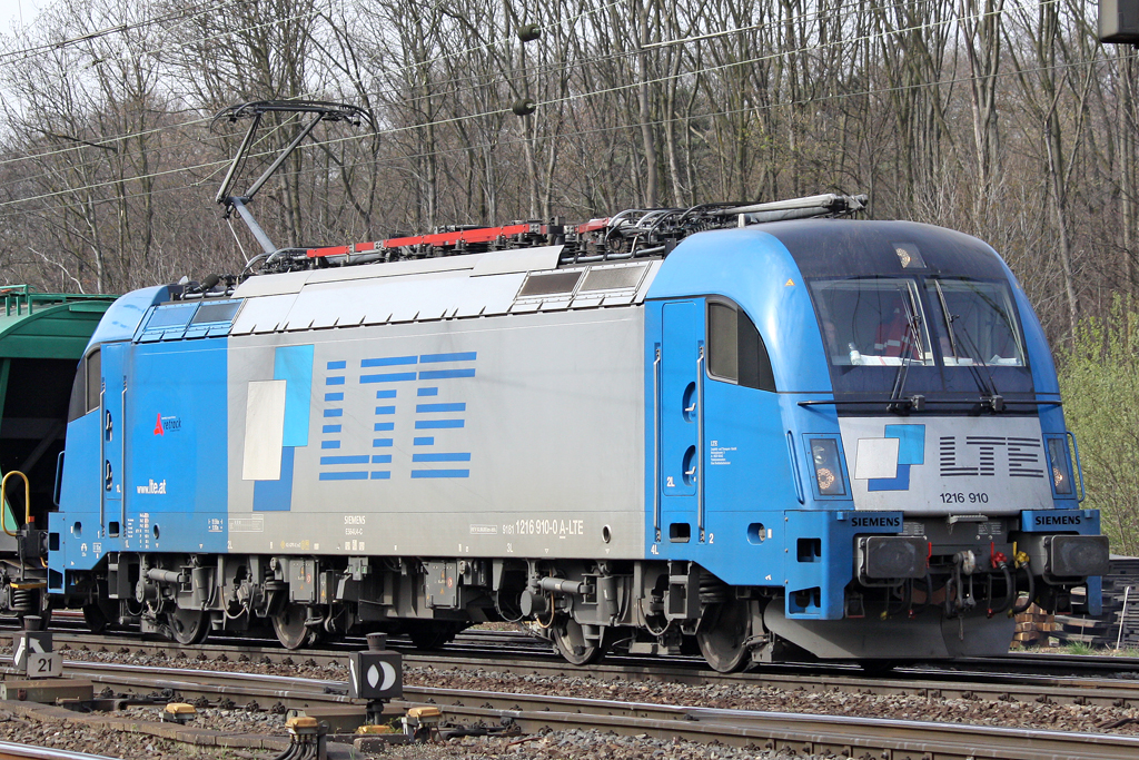 Die 1216 910 der LTE in Gremberg am 07,04,10