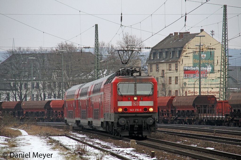 Die 143 216-0 in Koblenz L�tzel am 19,01,13