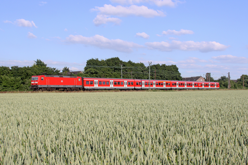 Die 143 583-2 in Langenfeld(Rhld)am 17,06,12