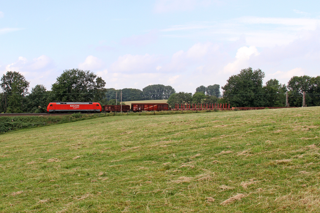 Die 152 121-0 in Haan Ellscheid am 30,08,12