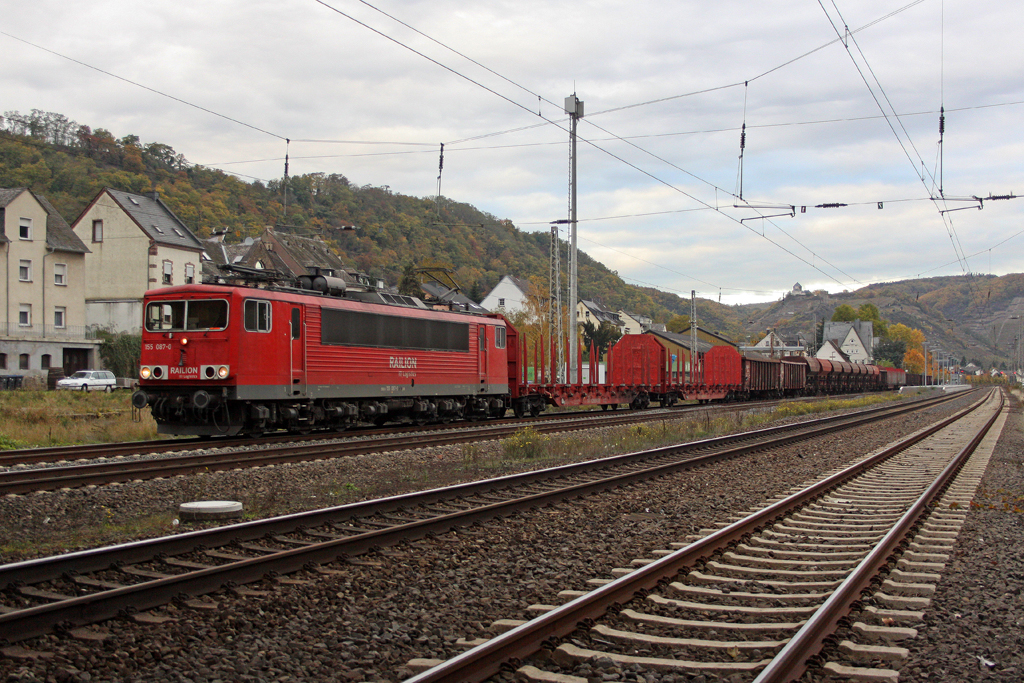 Die 155 087-0 in Kobern-Gondorf am 28,10,11