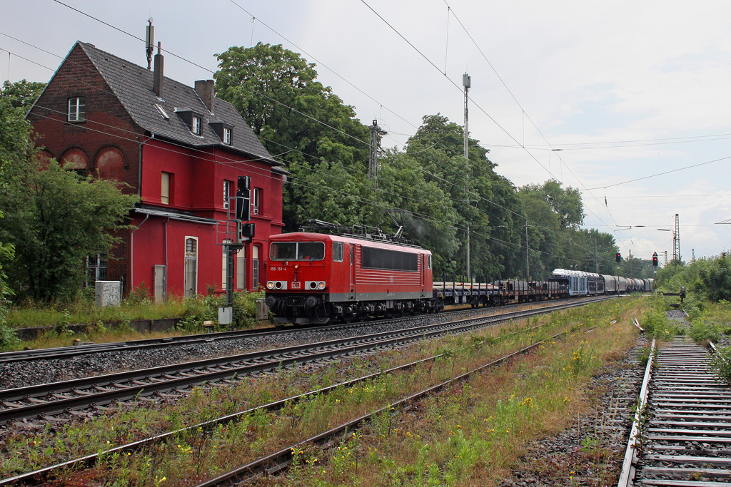 Die 155 151-4 in Ratingen Lintorf am 24,06,11