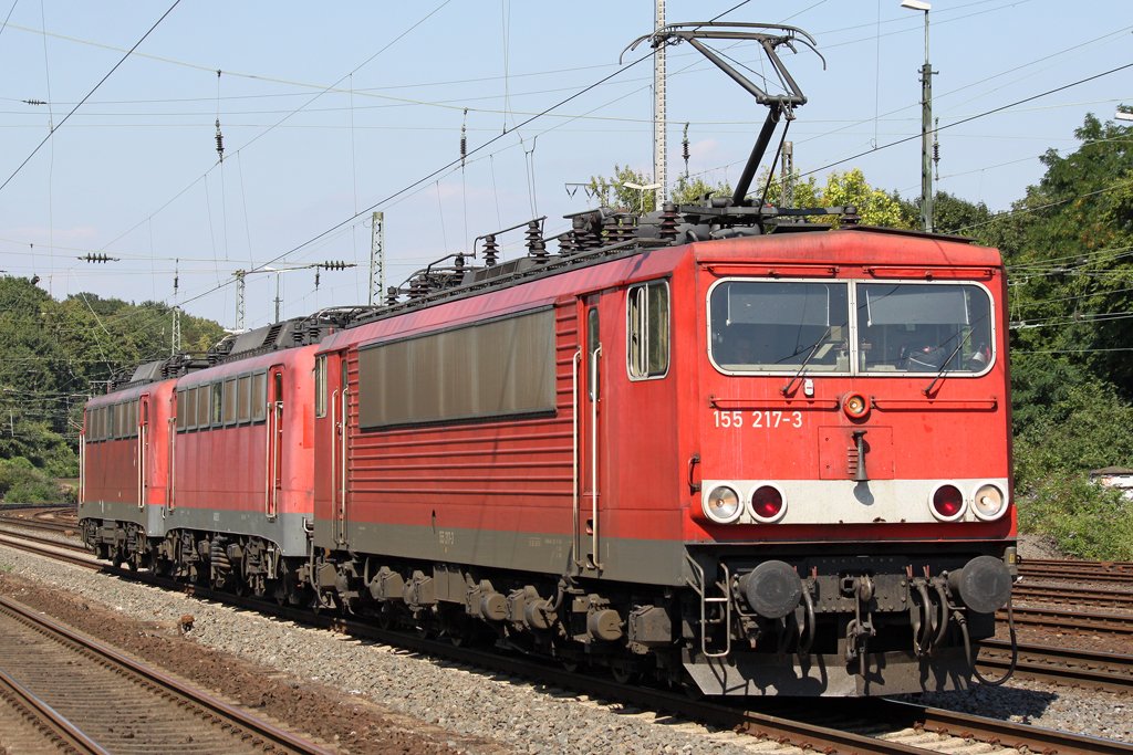 Die 155 217-3 mit zwei 140er in K�n West am 04,08,09