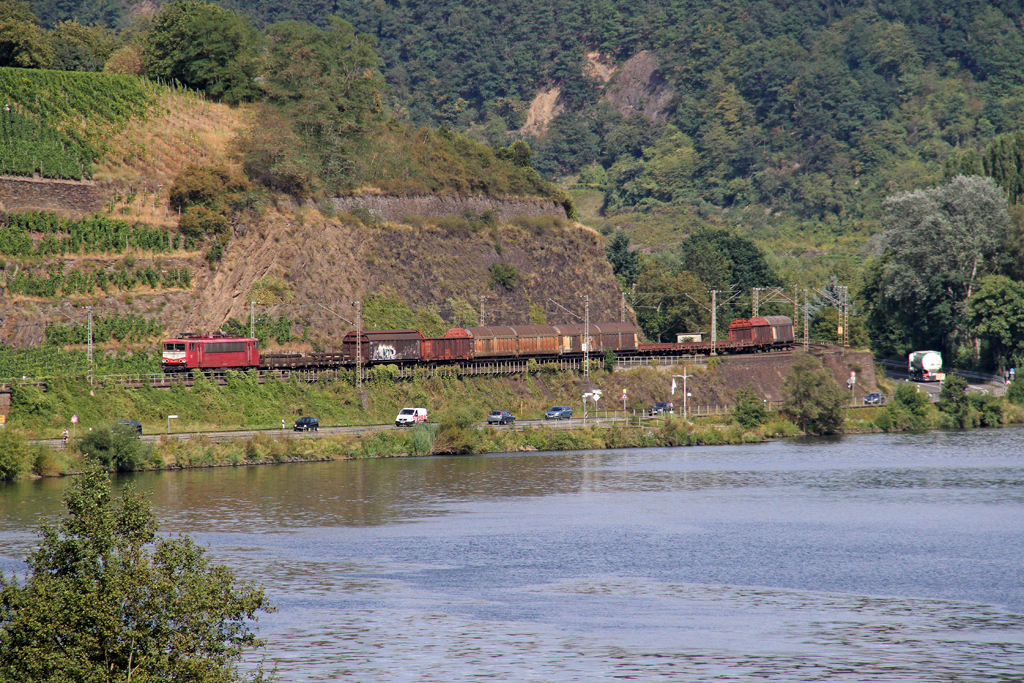 Die 155 219-9 in Winningen (Mosel) am 27,08,12