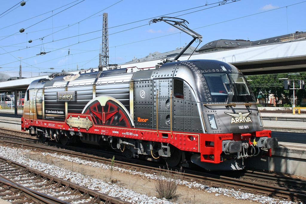Die 183 001 in M�nchen Hbf am 31,07,10