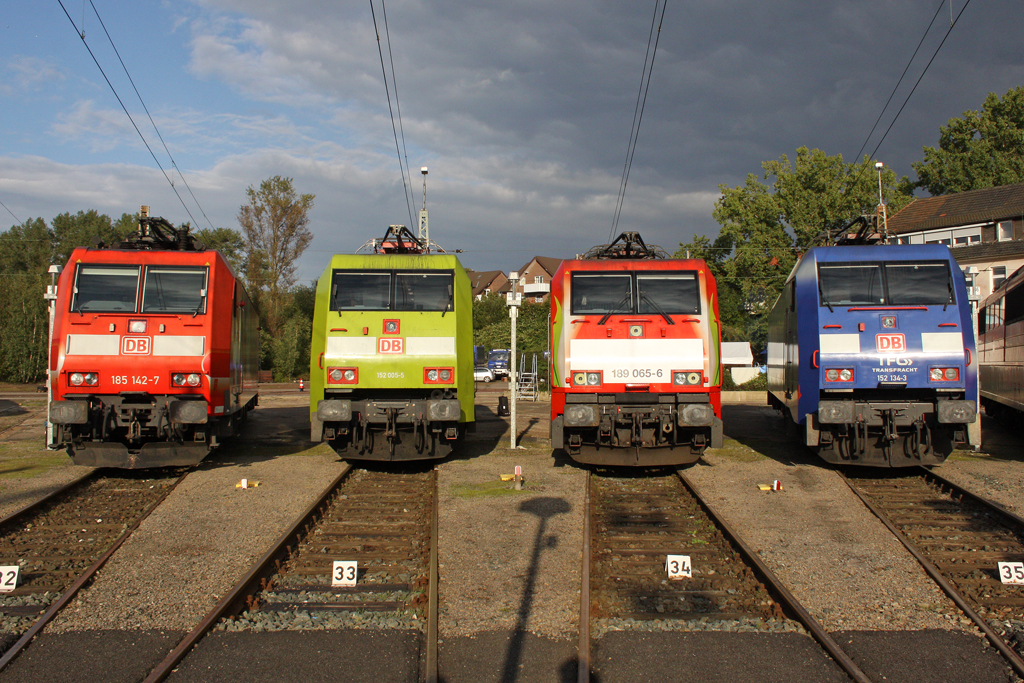 Die 185 142-7 , 152 005-5 , 189 065-6 , 152 134-3 und beim BW Fest Osnabr�ck am 18,09,10