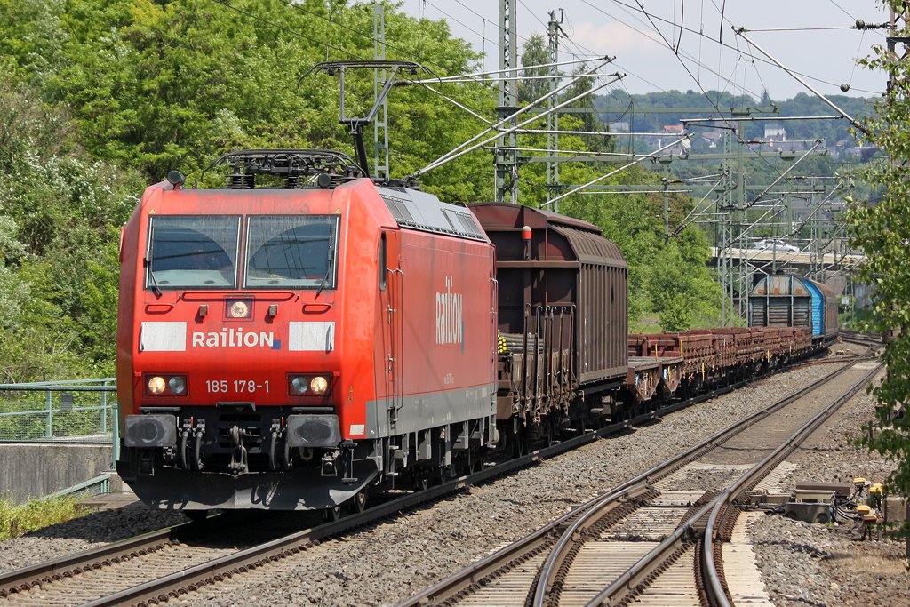 Die 185 178-1 in Wuppertal Vohwinkel am 29,05,10
