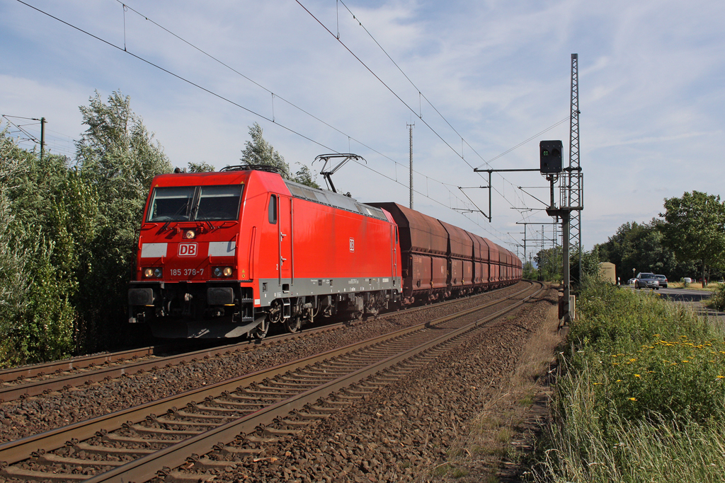Die 185 378-7 in Porz Wahn am 15,07,11