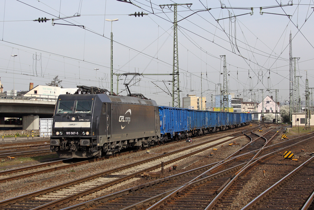 Die 185 567-5 in Koblenz Hbf am 25,03,11
