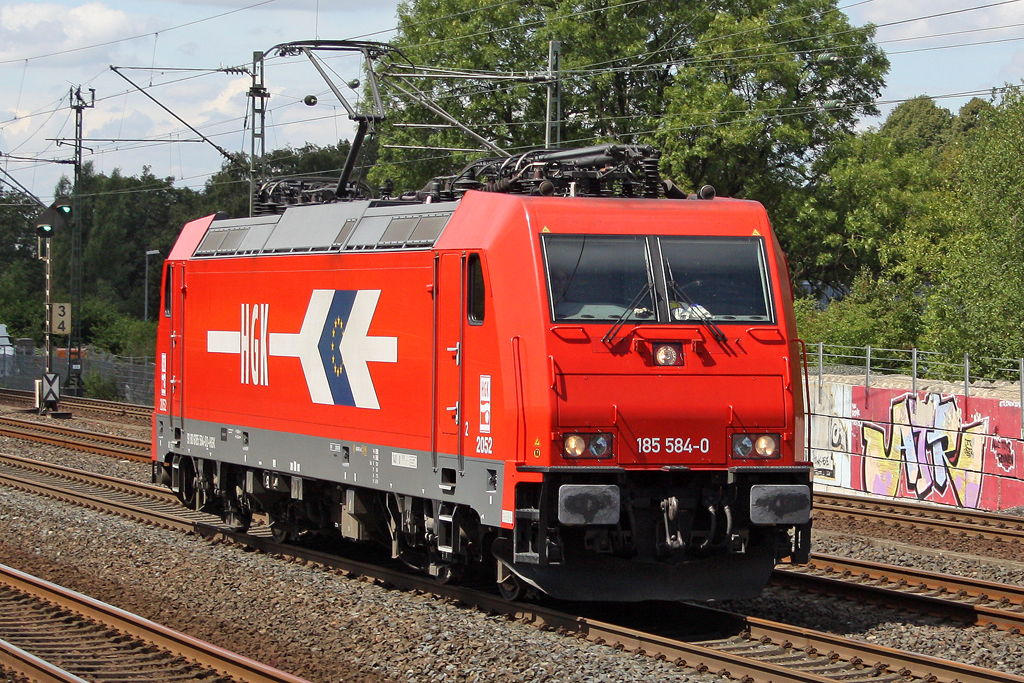 Die 185 584-0 in Schwelm West am 19,07,11