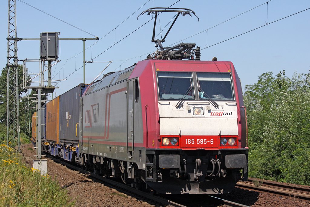 Die 185 595-6 in K�ln Wahn am 27,07,09 