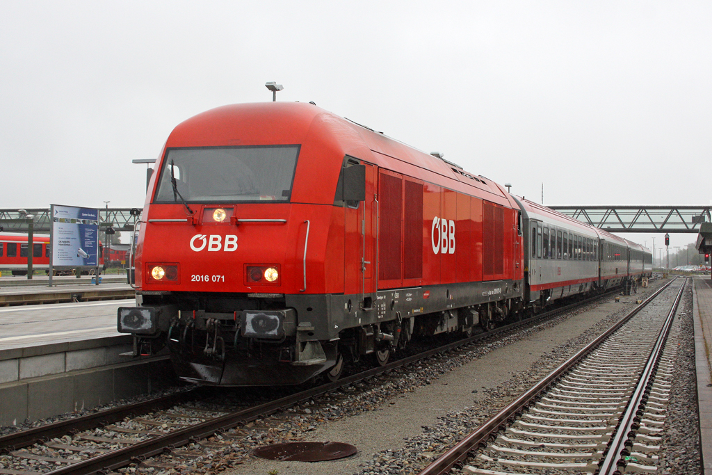 Die 2016 071 in M�hldorf am 06,08,10