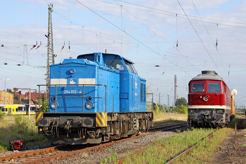 Die 204 012-4 und 232 550-4 in Merseburg am 06,07,10