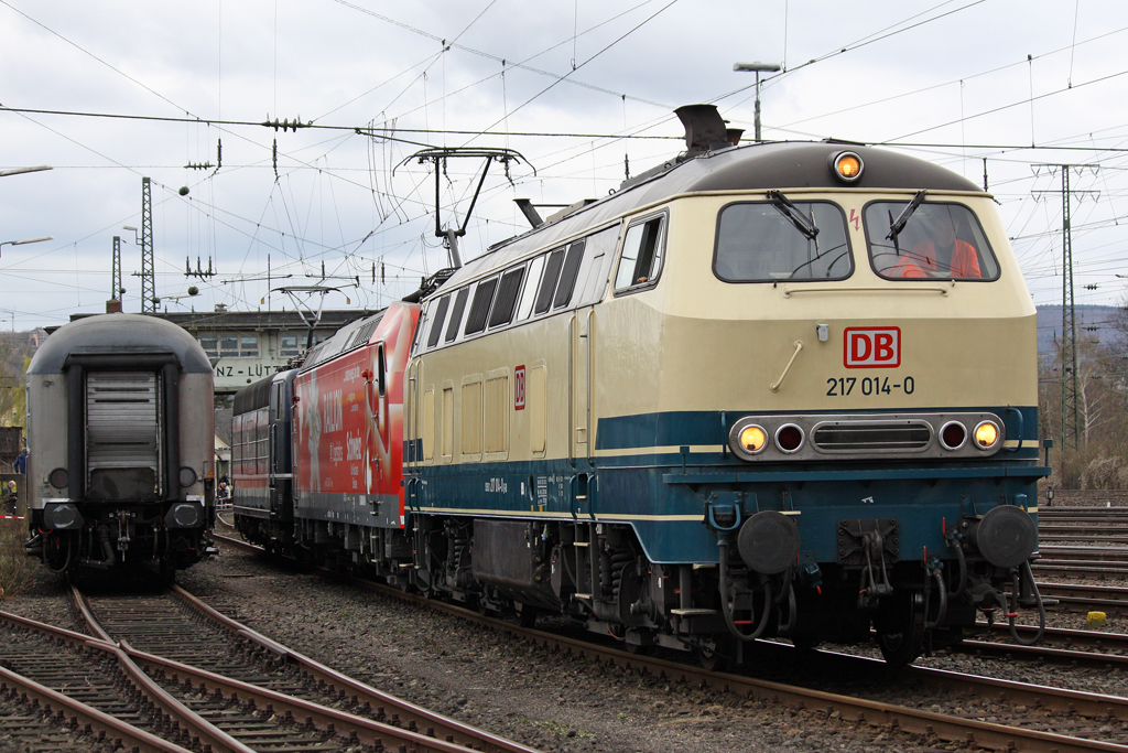 Die 217 014-0 beim rangieren in Koblenz-L�tzel am 03,04,10